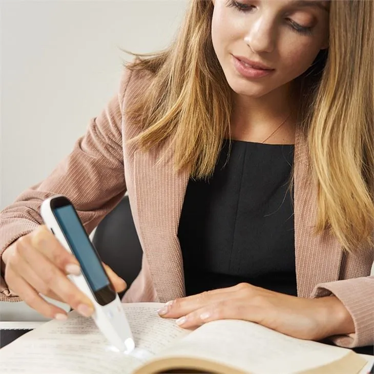 Pix de traducere a limbii Ai cu 112 limbi