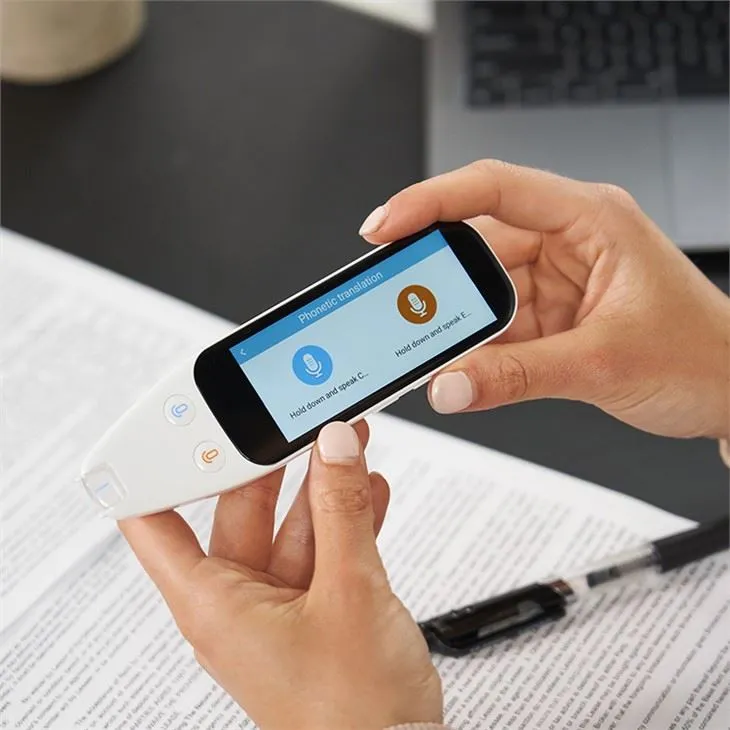 Traducător vocal inteligent instantaneu